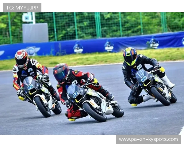 车手生活揭秘：比赛之外的训练和休闲，车手综艺