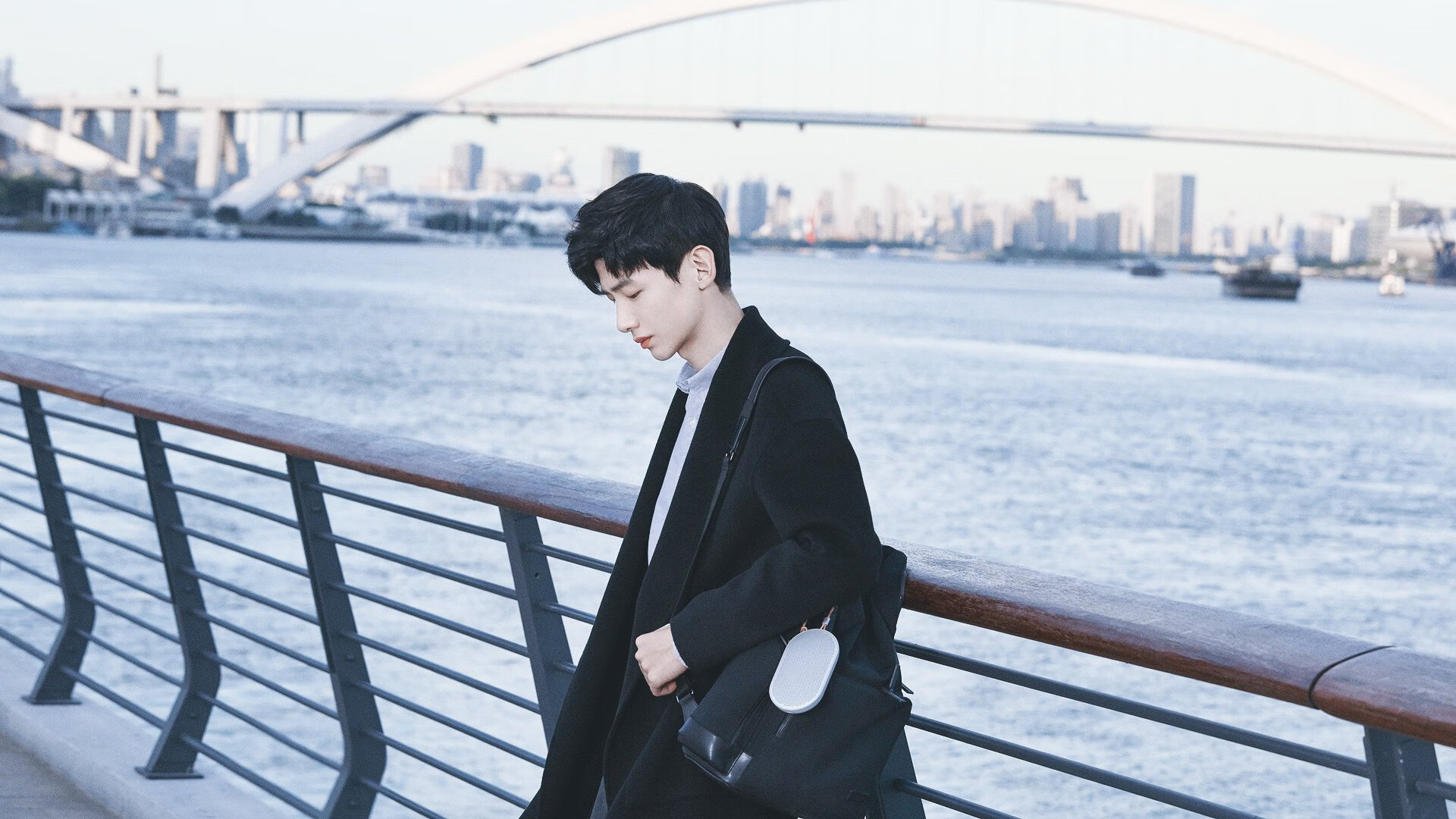 开云体育app下载-爵士年轻球员夏训表现亮眼,爵士球队现役球员